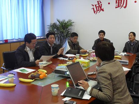 區(qū)政府農(nóng)業(yè)局考察亞克藥業(yè) 幫助解決企業(yè)實(shí)際問(wèn)題